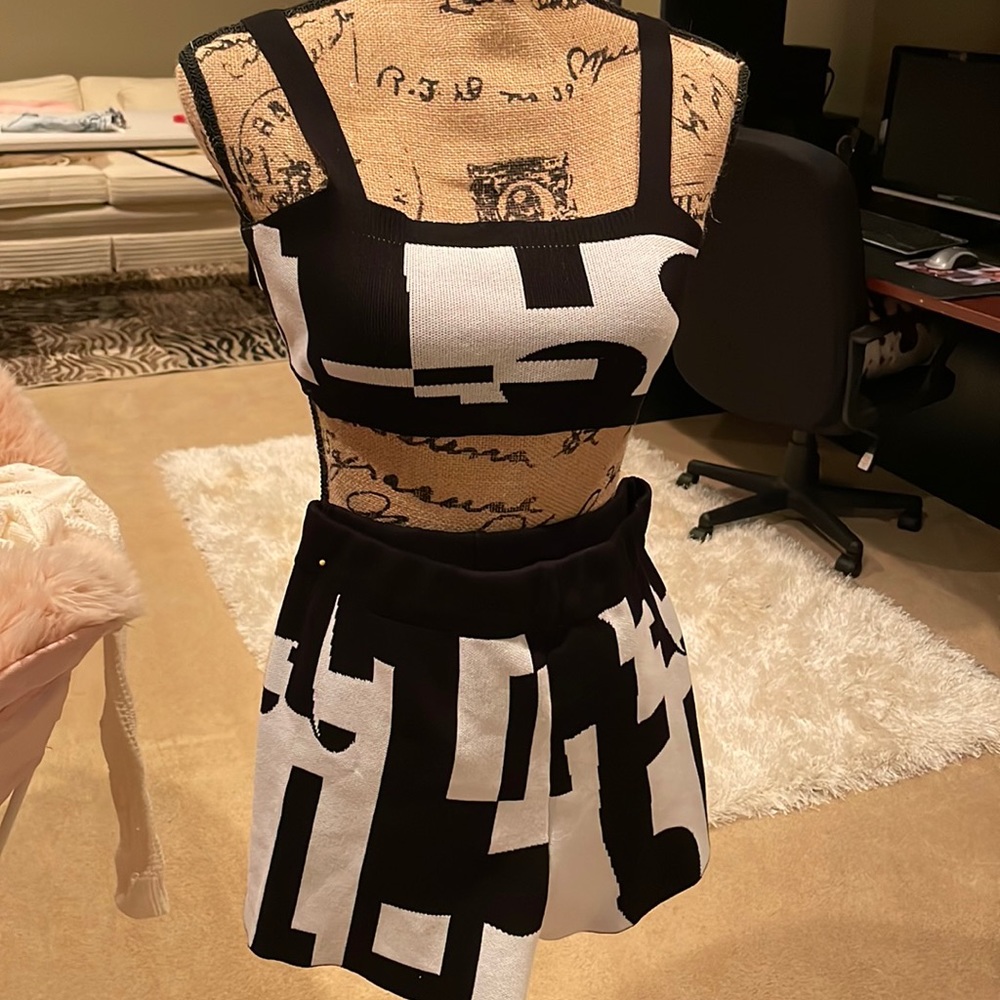 Two piece short set